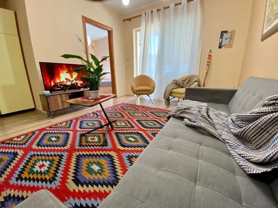 *Heart Of New Bazaar 1 Bed Apt* Apartment Tirana Exterior photo
